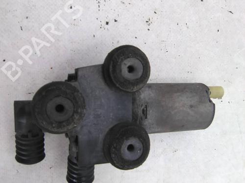 Auxiliary water pump BMW 3 (E90) 320 d | BP19821676M111 - Image 3