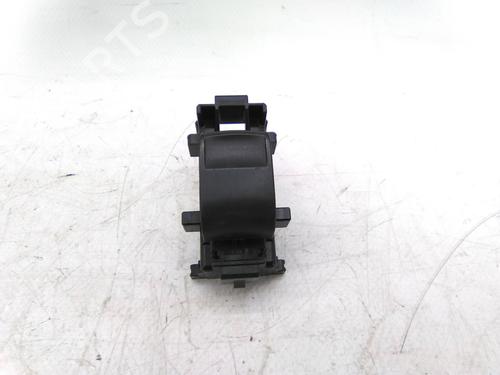 Used Switch Switch TOYOTA YARIS (_P9_) 1.33 VVT-i (NSP90_, NSP90R) (100 hp) 19821915 19821915