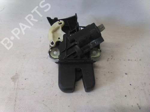 Used Tailgate lock Tailgate lock AUDI A4 B8 Avant (8K5) 2.0 TDI (163 hp) 19821986 19821986