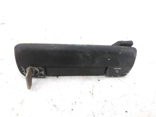 Used Front left exterior door handle Front left exterior door handle 19822013 19822013