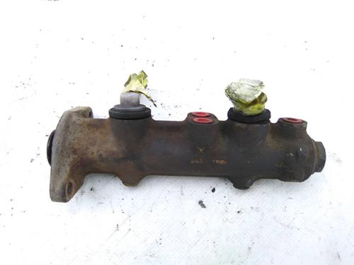 Used Brake master cylinder Brake master cylinder FIAT 128 Familiare (128_) 1.1 (AF) (55 hp) 19822038 19822038