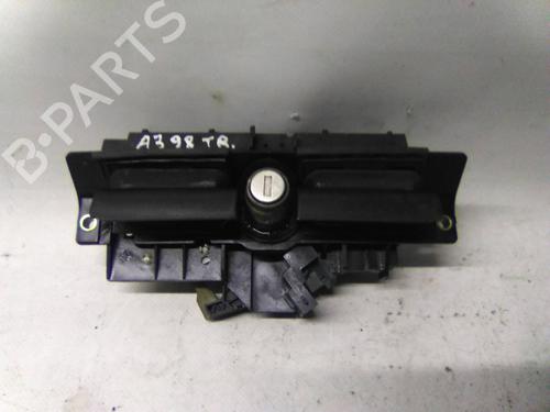 Used Tailgate handle Tailgate handle AUDI A3 (8L1) 1.9 TDI (110 hp) 22948918 22948918