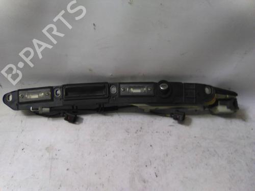 Used Tailgate handle Tailgate handle VW PASSAT B5.5 (3B3) 1.9 TDI (101 hp) 22948926 22948926