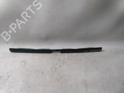 Used Tailgate handle Tailgate handle VW POLO III (6N1) 64 1.9 D (64 hp) 22949118 22949118