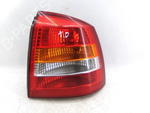 Used Right taillight Right taillight 19822402 19822402