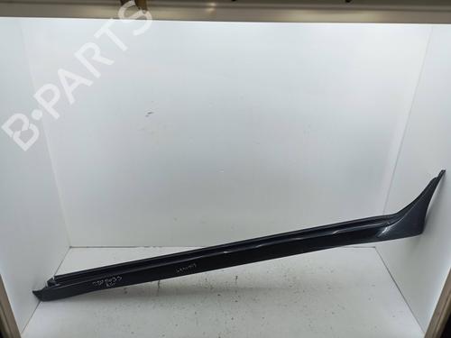 Venstre sidekjole Venstre sidekjole MITSUBISHI GRANDIS (NA_W) 2.0 DI-D (NA8W) (136 hp) 28194300 28194300