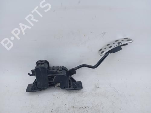 Pedal Pedal MITSUBISHI GRANDIS (NA_W) 2.0 DI-D (NA8W) (136 hp) 19823089 19823089