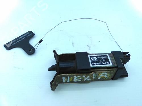 Used Fuel door actuator Fuel door actuator DAEWOO NEXIA Saloon 1.8 (19) (101 hp) 22951107 22951107