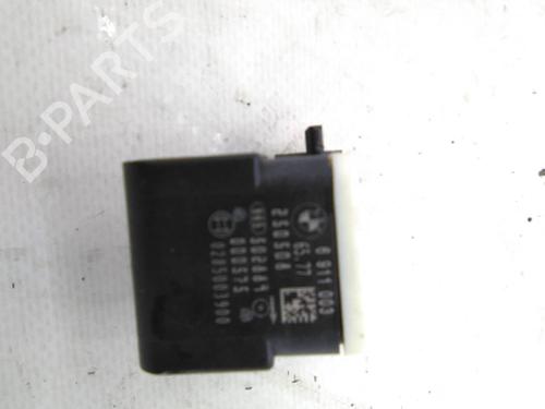 Electronic module BMW 3 (E90) 318 d | BP19823402M83 - Image 3