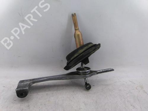 Used Gear lever Gear lever BMW 1 (E87) 118 d (122 hp) 19825646 19825646