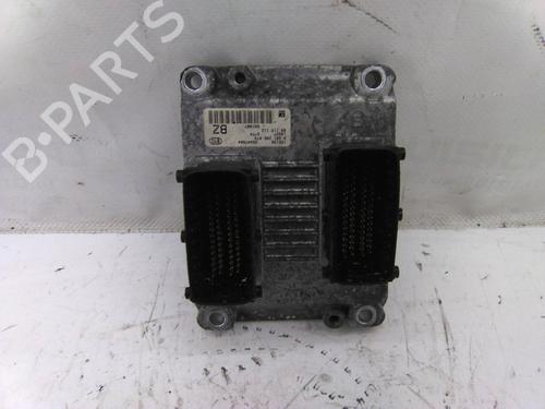 Used Engine control unit (ECU) Engine control unit (ECU) OPEL CORSA C (X01) 1.2 (F08, F68) (75 hp) 19825891 19825891