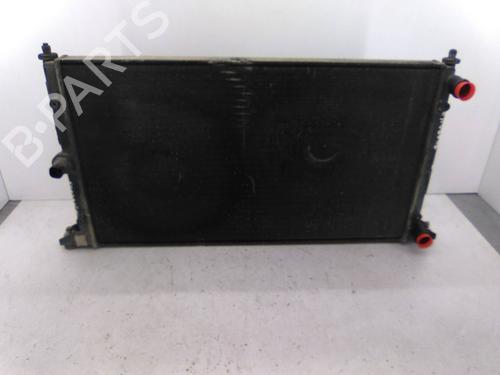 Used Water radiator Water radiator 19826018 19826018