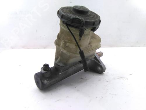 Used Brake master cylinder Brake master cylinder HONDA CIVIC VI Saloon (EJ, EK, SO) 1.4 i (EJ9) (90 hp) 19826099 19826099