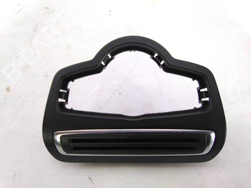 Kopholder/Genstandsholder Kopholder/Genstandsholder MERCEDES-BENZ C-CLASS T-Model (S205) C 220 BlueTEC / d (205.204) (170 hp) 19826354 19826354