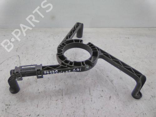 Used Support Support SKODA OCTAVIA I Combi (1U5) 1.4 16V (75 hp) 19827113 19827113