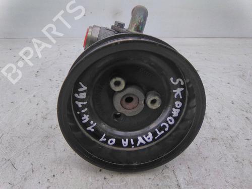 Used Steering pump Steering pump SKODA OCTAVIA I Combi (1U5) 1.4 16V (75 hp) 19827114 19827114