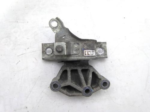 Used Engine mount Engine mount FIAT PANDA (169_) 1.3 D Multijet (169.AXC1A) (70 hp) 19827216 19827216