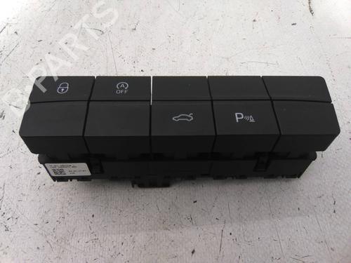 Used Switch Switch SKODA OCTAVIA III (5E3, NL3, NR3) 2.0 TDI (150 hp) 19827247 19827247