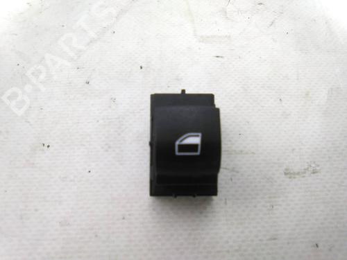 Used Switch Switch BMW 2 Gran Tourer (F46) 218 i (136 hp) 19827532 19827532