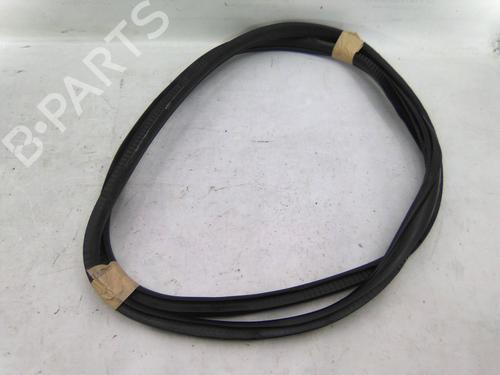 Used Rubber door seal Rubber door seal BMW 2 Gran Tourer (F46) 218 i (136 hp) 19827569 19827569