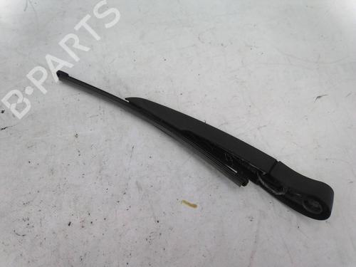 Used Rear windshield wiper arm Rear windshield wiper arm 19827617 19827617