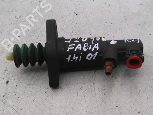 other-skoda-fabia-i-6y2-14-nao-visivel-1999-2000-2001-2002-2003-2004-2005-2006-2007-2008-19827737 main image