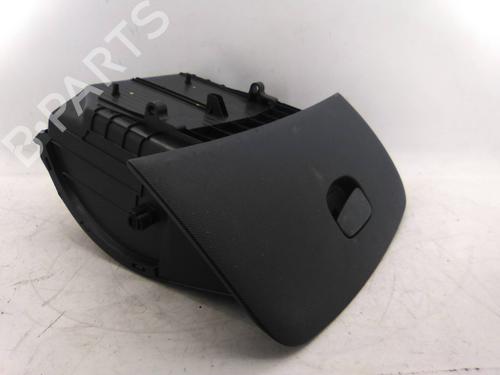 Used Glove box Glove box 19827910 19827910