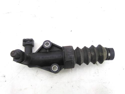Used Clutch slave cylinder Clutch slave cylinder FIAT GRANDE PUNTO (199_) 1.2 (65 hp) 19828033 19828033