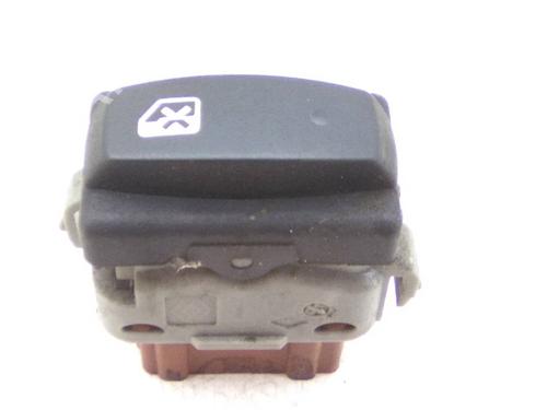 Used Switch Switch RENAULT MEGANE II (BM0/1_, CM0/1_) 1.5 dCi (BM0F, BM0T, BM2B, CM0F, CM0T) (82 hp) 24944176 24944176