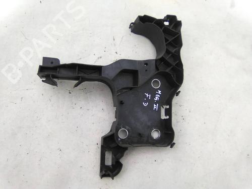 Used Right headlight support Right headlight support RENAULT MEGANE II (BM0/1_, CM0/1_) 1.5 dCi (BM0F, BM0T, BM2B, CM0F, CM0T) (82 hp) 19828080 19828080