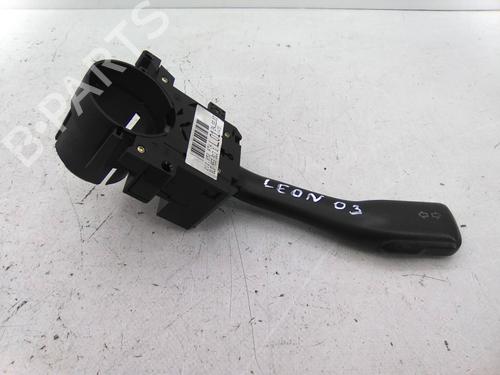 Used Steering column stalk Steering column stalk SEAT LEON (1M1) 1.9 TDI (150 hp) 19828222 19828222