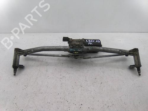 Used Front wipers mechanism Front wipers mechanism SEAT LEON (1M1) 1.9 TDI (150 hp) 19828273 19828273