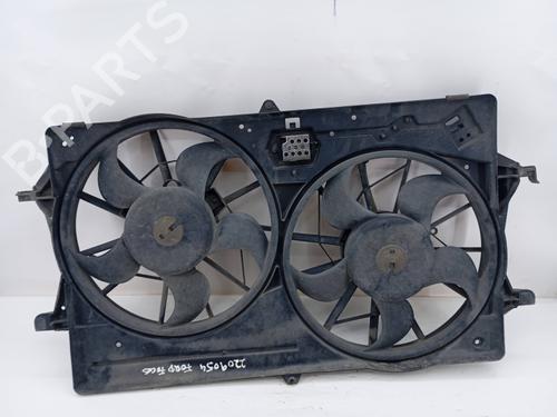 radiator-fan-ford-focus-i-daw-dbw-1998-1999-2000-2001-2002-2003-2004-2005-2006-2007-2008-2009-29545723 main image