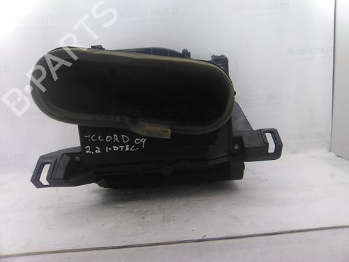 Used Heater matrix box Heater matrix box HONDA ACCORD VIII (CU) 2.2 i-DTEC (CU3) (150 hp) 19828735 19828735