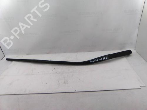 Used Front windshield wiper arm Front windshield wiper arm 19828908 19828908
