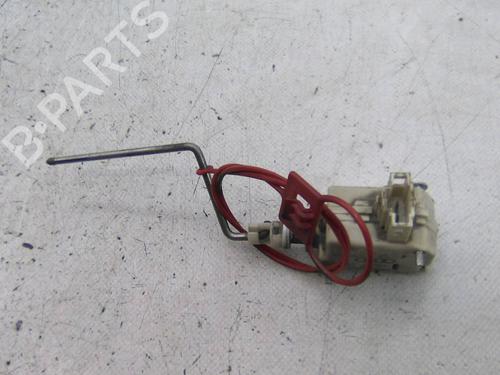 Fuel door actuator AUDI A4 B6 Avant (8E5) 1.9 TDI | BP19829284E18 - Image 2