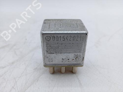 Used Switch Switch MERCEDES-BENZ 190 (W201) E 1.8 (201.018) (109 hp) 19829564 19829564