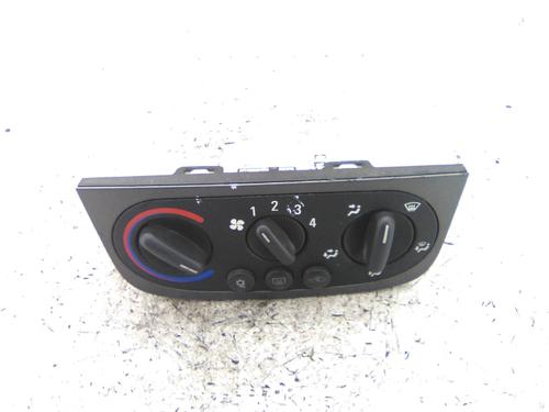 Used Climate control Climate control OPEL CORSA C (X01) 1.3 CDTI (F08, F68) (70 hp) 19829640 19829640