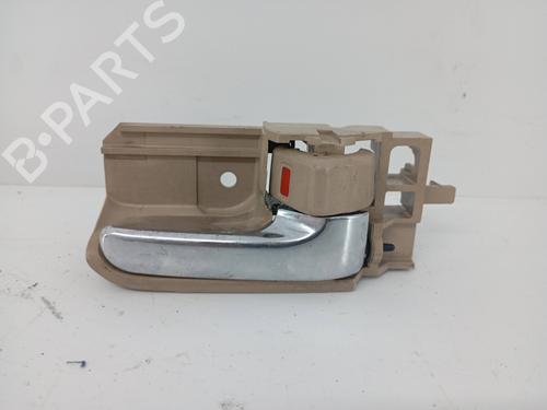Used Front right interior door handle Front right interior door handle TOYOTA COROLLA Estate (_E12_) 2.0 D-4D (CDE120_, CDE120R) (90 hp) 32429954 32429954