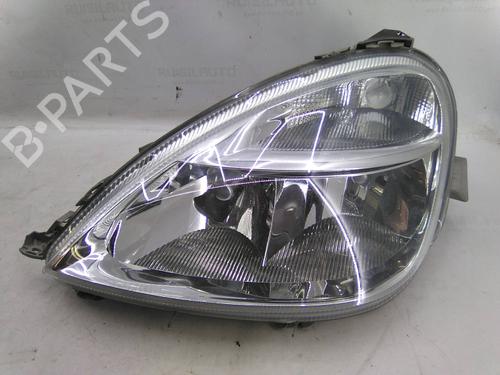 Lyskaster venstre Lyskaster venstre MERCEDES-BENZ A-CLASS (W168) A 140 (168.031, 168.131) (82 hp) 22952189 22952189