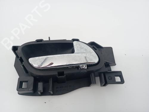Used Rear right interior door handle Rear right interior door handle PEUGEOT 308 SW I Estate Van (4E_) 1.6 HDi (90 hp) 30642333 30642333