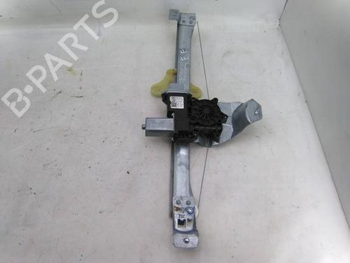 BP19830560C22 main image