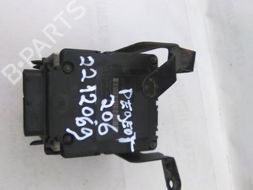 Used ABS pump ABS pump PEUGEOT 206 Hatchback (2A/C) 1.4 i (75 hp) 19830968 19830968
