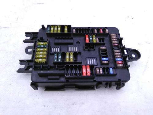 Used Fuse box Fuse box BMW 2 Coupe (F22, F87) 220 i (184 hp) 19831171 19831171