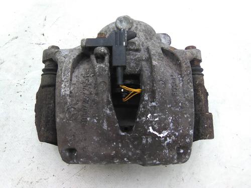 Used Right front brake caliper Right front brake caliper 19831565 19831565
