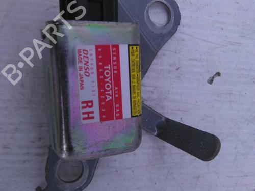 Used Electronic module Electronic module TOYOTA RAV 4 II (_A2_) 2.0 4WD (ACA21, ACA20) (150 hp) 19831664 19831664
