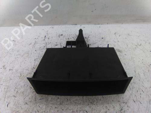 Kopholder/Genstandsholder Kopholder/Genstandsholder CITROËN C2 (JM_) 1.6 (109 hp) 19831806 19831806