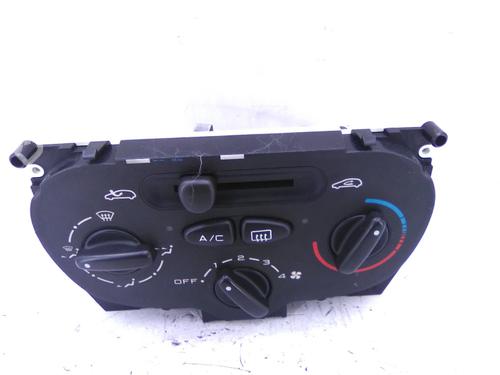 Used Climate control Climate control PEUGEOT 206 SW (2E/K) 1.4 (75 hp) 19831890 19831890