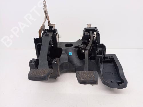 Used Pedal Pedal OPEL INSIGNIA A (G09) 2.0 CDTI (68) (131 hp) 33217968 33217968