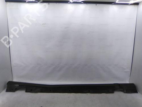 Used Right sideskirt Right sideskirt 19832048 19832048